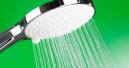 Großteil der gängigen Energiespar-Brausen mit Gut bewertet