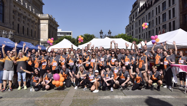 Läuft: Die Hornbach-Gruppe beim "Lauf für mehr Zeit" in Frankfurt. Läuft: Die Hornbach-Gruppe beim "Lauf für mehr Zeit" in Frankfurt.