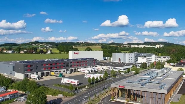 Der Anbieter hat sich auf Industrieklebstoffe spezialisiert.&nbsp;