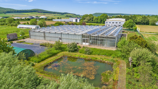 Auf 3 Hektar werden in der Forschungsanlage&nbsp;nachhaltige Lösungen entwickelt – auch die ausgezeich­neten veganen Hornspäne haben hier ihren Ursprung.&nbsp;