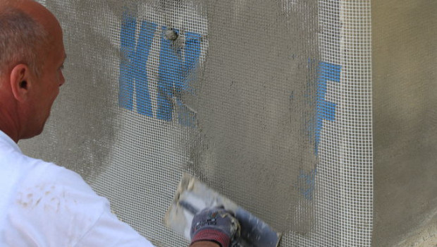 Die Werke des Baustoffherstellers Knauf produzieren weltweit Trockenbausysteme, Putze und Zubehör, Dämmstoffe, Wärmedämm-Verbundsysteme, Farben, Fließestriche, Bodensysteme sowie Maschinen und Werkzeuge.