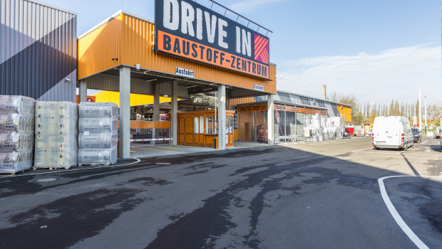 Der neueste Hornbach steht in Halle an der Saale.