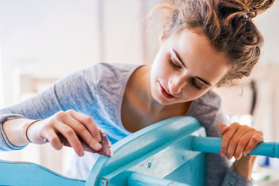 Dank ökologischer Holzanstriche aus dem Hause Remmers können alte Schätzchen ein zweites Leben als echte Hingucker beginnen.