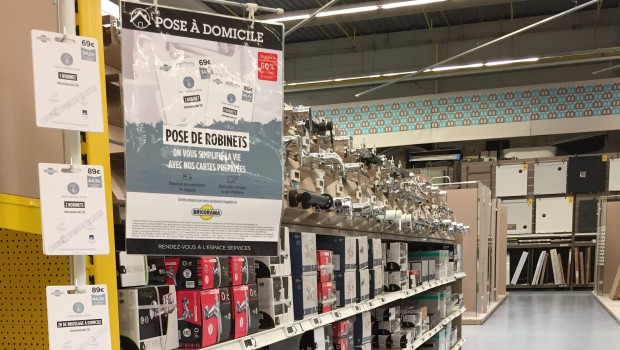 Die Prepaid-Karten werden am Regal verkauft und sind bei den jeweiligen Sortimenten zu finden.