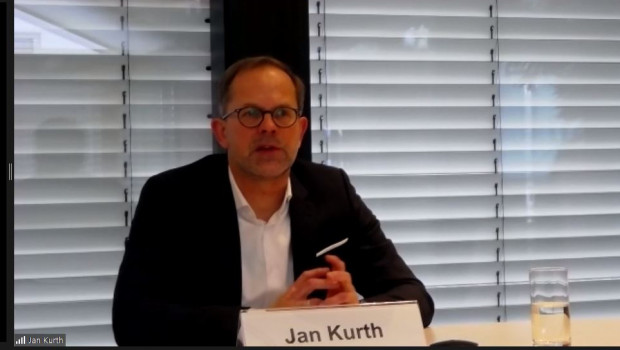 Jan Kurth gab einen Überblick über die Lage auf dem deutschen Möbelmarkt. Jan Kurth gab einen Überblick über die Lage auf dem deutschen Möbelmarkt.