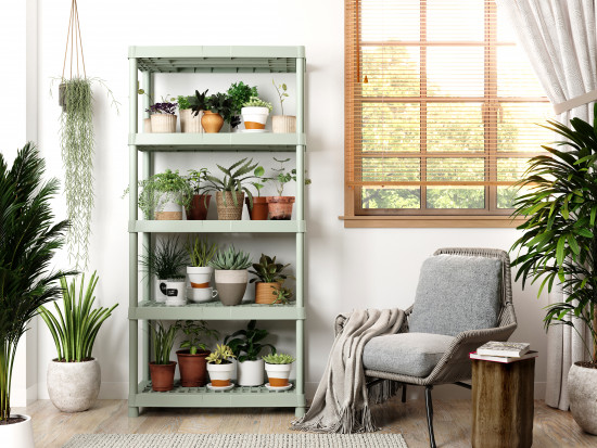 Mit seinen belüfteten Regalböden bietet sich das Outdoor-Regal Planet 90 auch zur Nutzung im Innenbereich an.&nbsp;