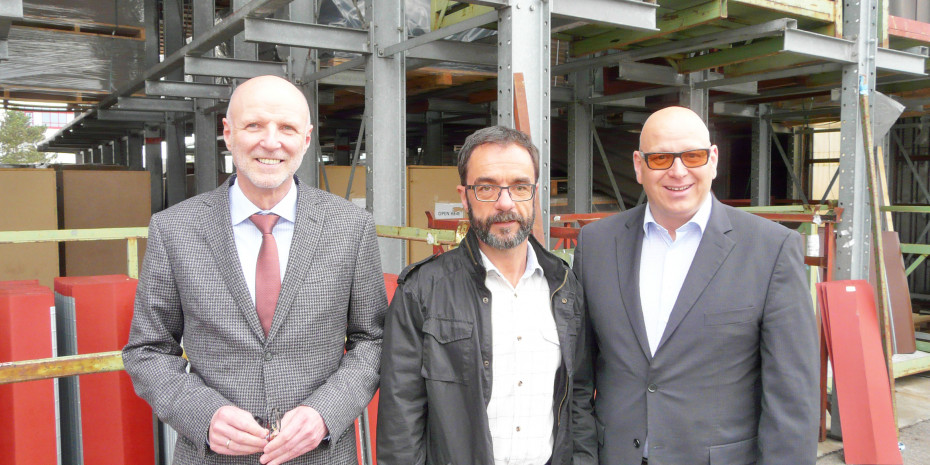 Gutta:  (v. l.): Hans-Peter Lipp (Leiter Vertrieb/Marketing), Rüdiger Weidler (Leiter Werbung und Grafik) und Marcus Roth (Geschäftsführung).