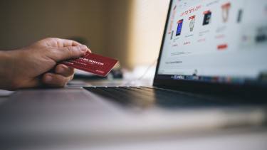 HDE kritisiert Neuregelung bei Online-Retouren