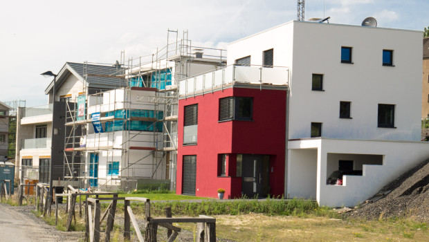 Zahlreiche Bau-Aufträge wurden im vergangenen Jahr storniert. Auch für 2024 sind Experten pessimistisch.&nbsp;