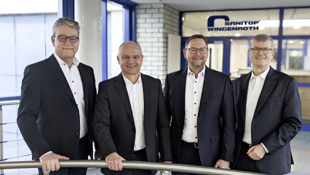 Christoph Bender, Uwe Schröder, Christian Hajek und Dr. Bernd-Michael Brunck (v.l.) vereinen die neue und alte Geschäftsführung. Christoph Bender, Uwe Schröder, Christian Hajek und Dr. Bernd-Michael Brunck (v.l.) vereinen die neue und alte Geschäftsführung.