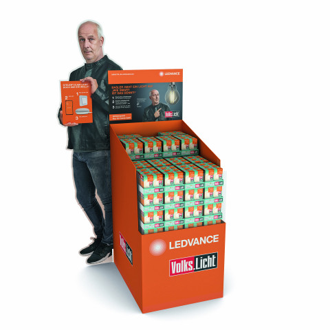 Am Point of Sale sollen Aktions­dis­plays für Aufmerksamkeit sorgen. Dabei hilft außerdem &nbsp;Mario Basler.&nbsp;