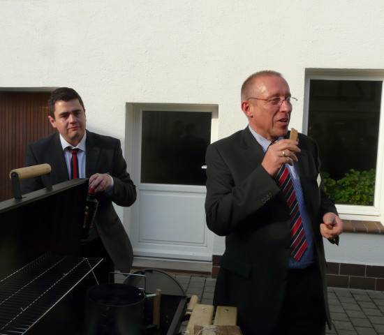 Ludger Brüggemann mit Öko-Anzünder