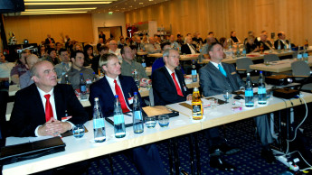 Mutter in Red Mutter in Red